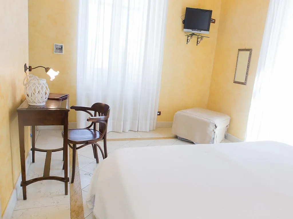Villa Liberty Resort Città di Lipari 0*,